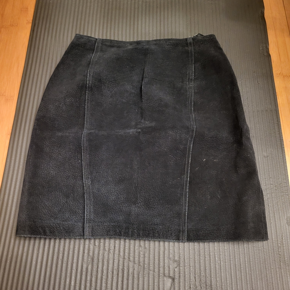 Chic Black Pencil Skirt for Women